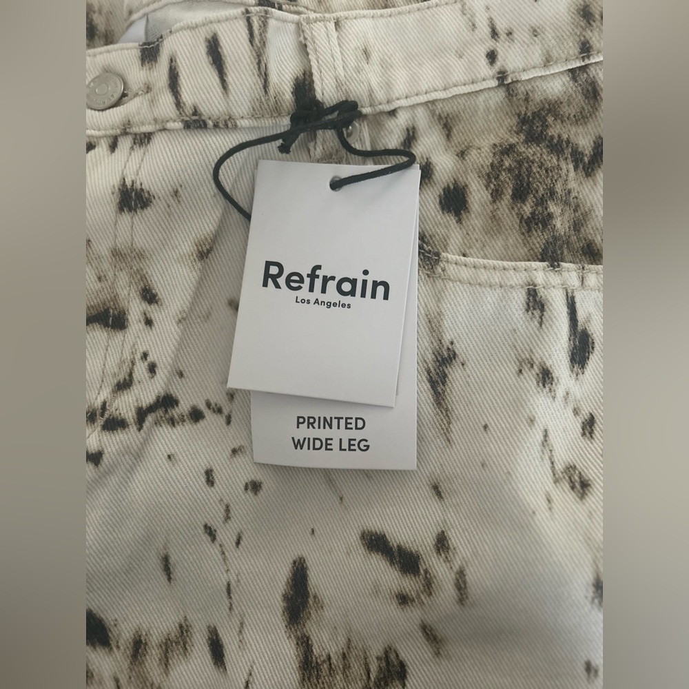 Refrain Los Angeles Printed Wide Leg Pants - Picture 7 of 8